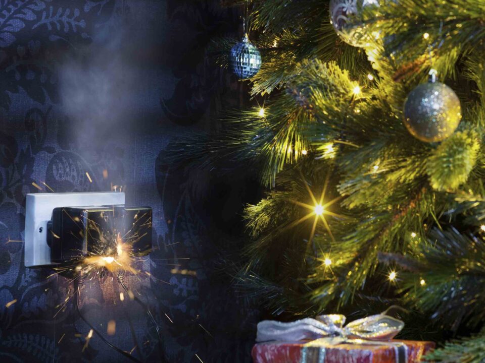 fire, short circuit, Christmas tree, holidays